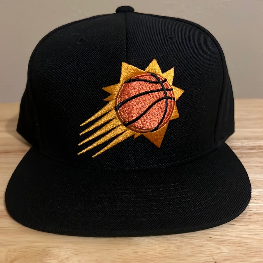 Vintage Mitchell and Ness Phoenix Suns snapback hat